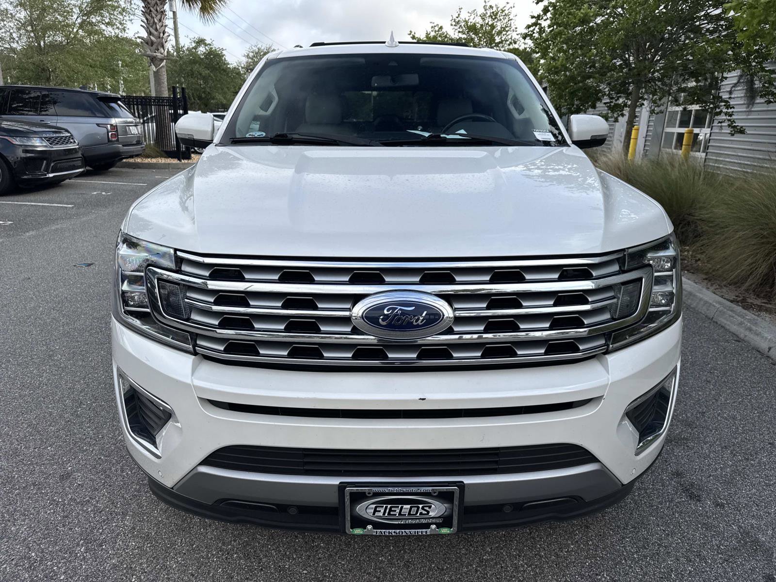 Used 2018 Ford Expedition Limited w/ Equipment Group 301A image 8