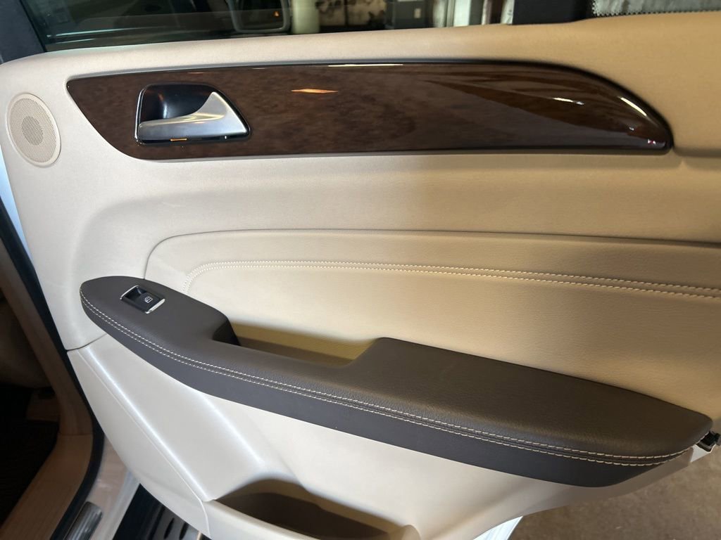 Used 2015 Mercedes-Benz ML 350 2WD image 43