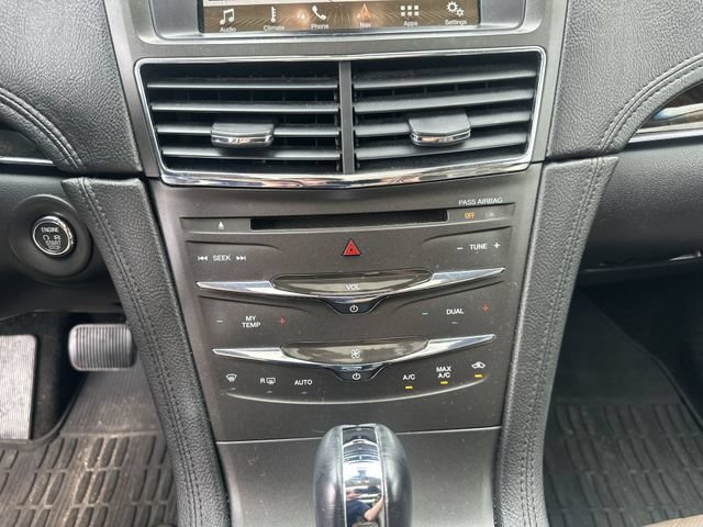 Used 2018 Lincoln MKT AWD w/ Driver Technology Package image 19