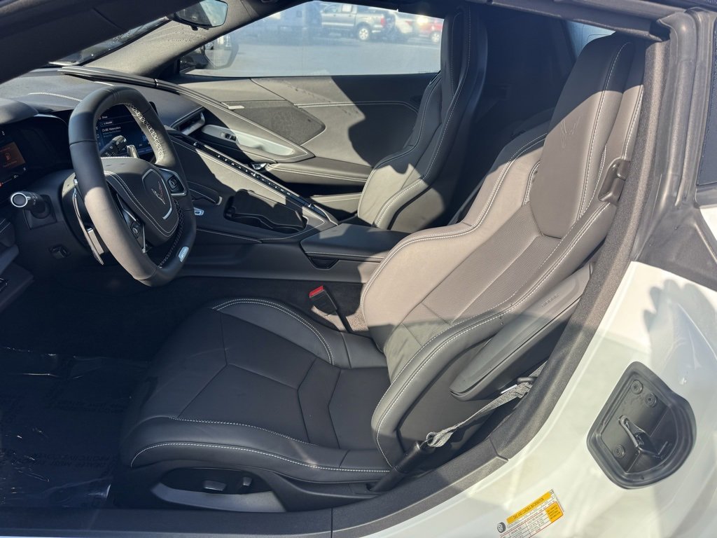 Used 2025 Chevrolet Corvette Z06 w/ Battery Protection Package image 28