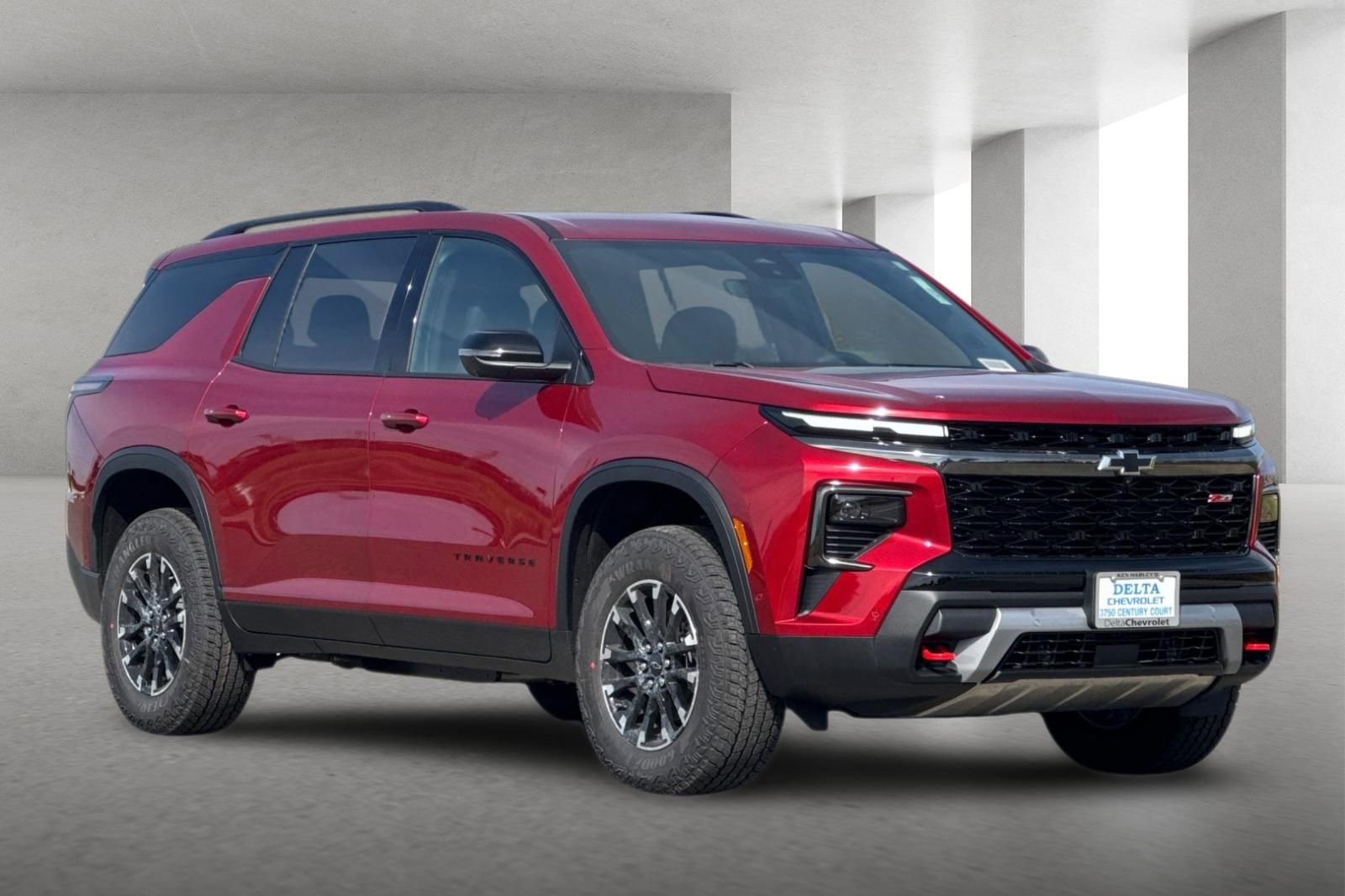 New 2026 Chevrolet Traverse Z71 w/ Enhanced Driving Package image 2