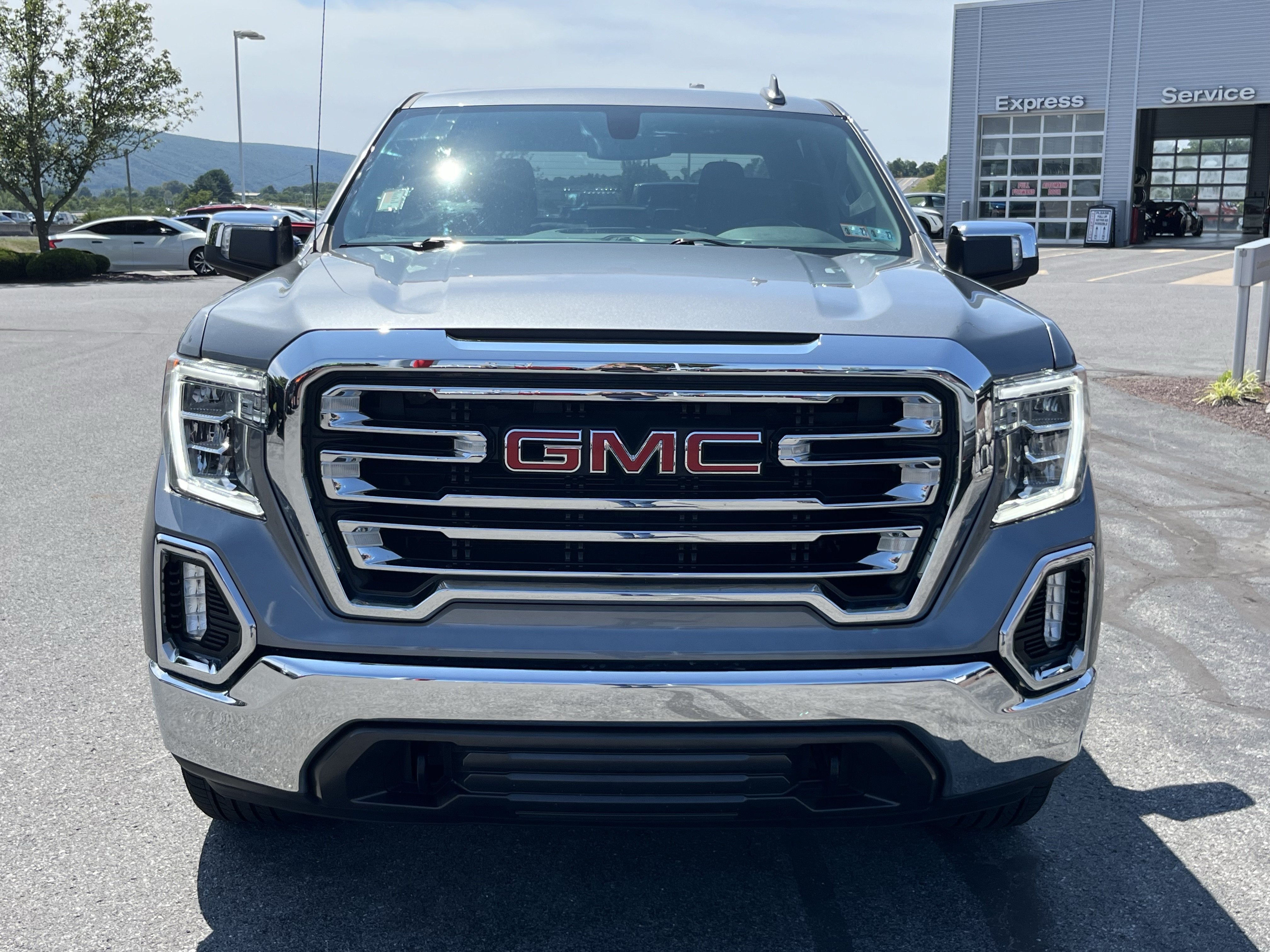 Used 2021 GMC Sierra 1500 SLT AWD/4WD image 12