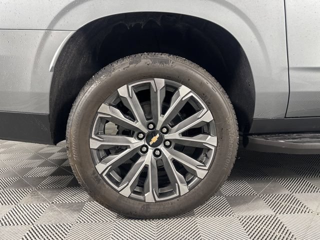New 2026 Chevrolet Suburban High Country w/ Sun And Tow Package AWD/4WD image 8