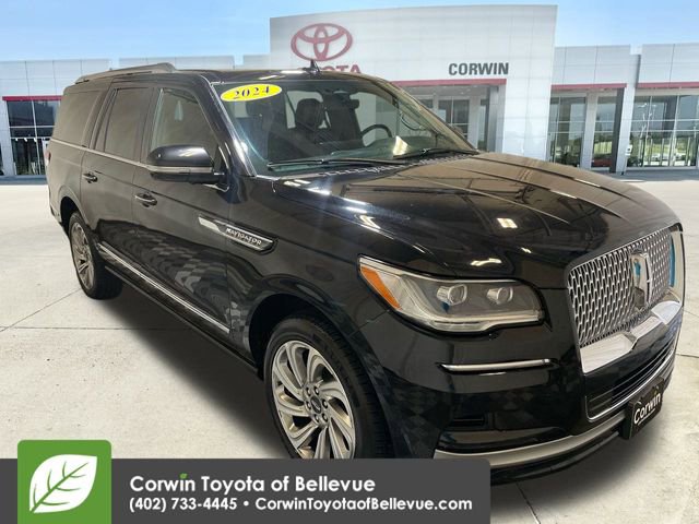 Used 2024 Lincoln Navigator L 4WD video 1