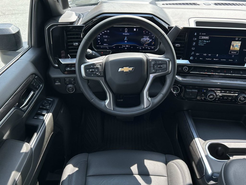 Used 2024 Chevrolet Silverado 2500 LTZ w/ LTZ Plus Package AWD/4WD image 13