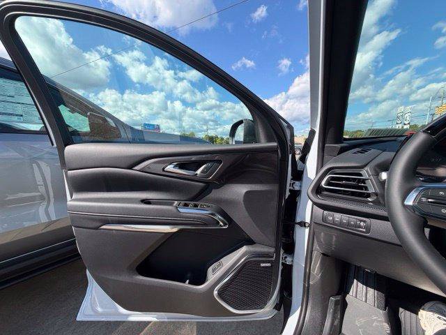 New 2027 Chevrolet Traverse Z71 w/ Enhanced Driving Package AWD/4WD image 21