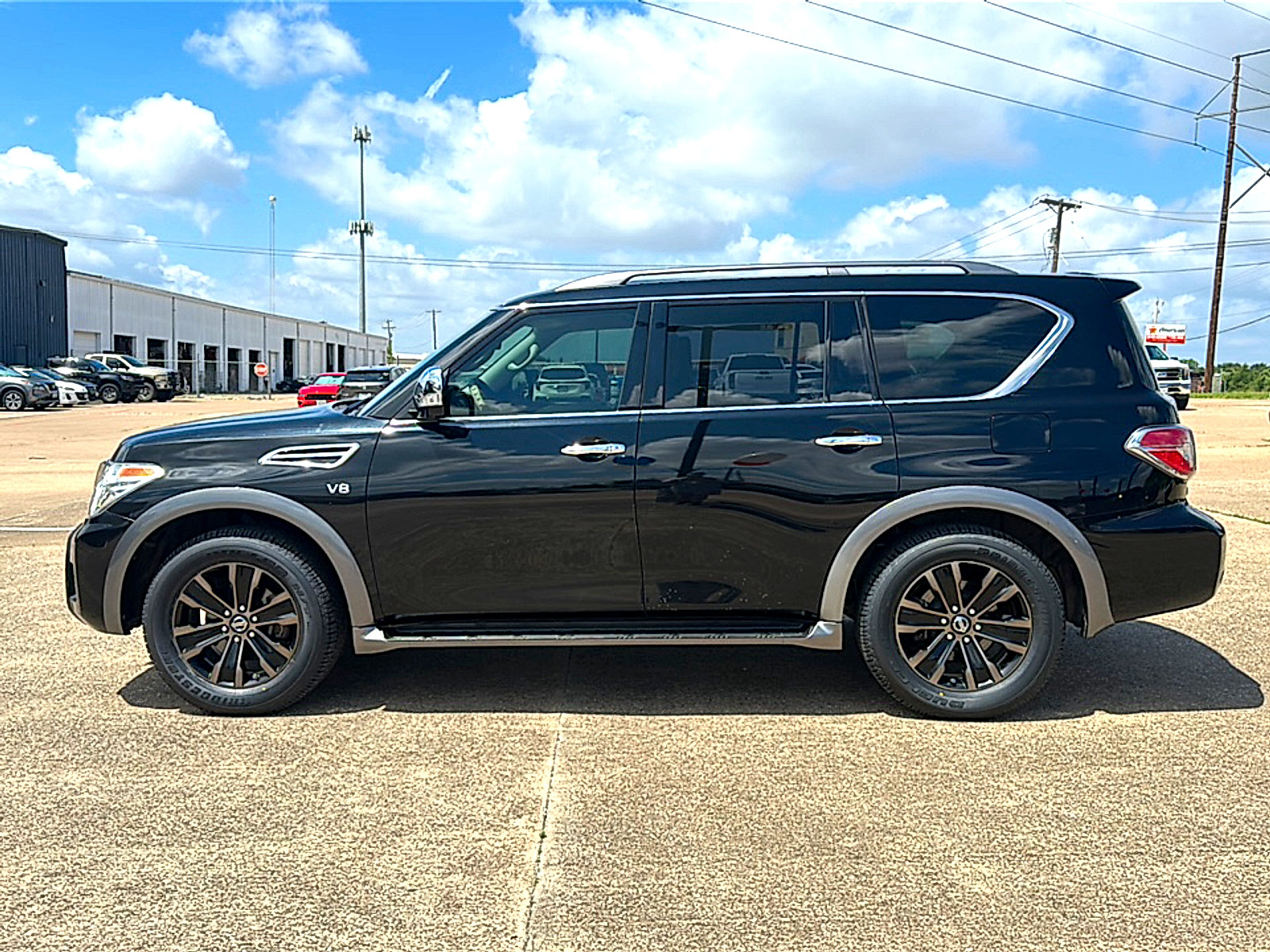 Used 2018 Nissan Armada Platinum RWD image 5