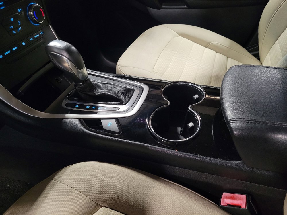 Used 2017 Ford Edge SEL FWD image 26