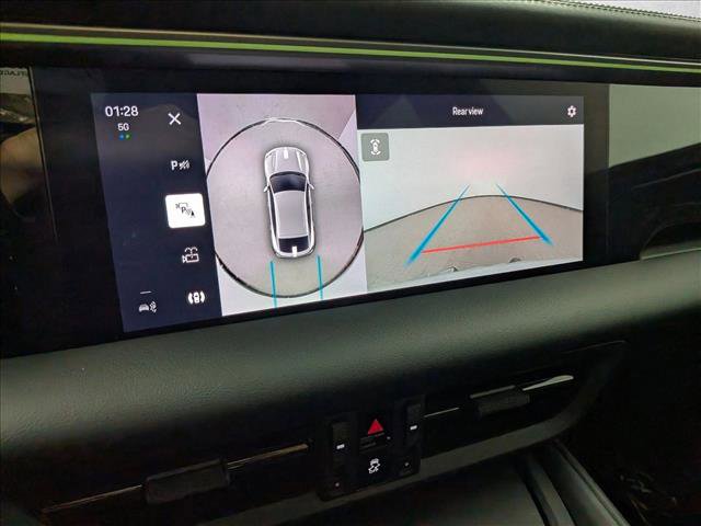 Used 2025 Porsche Macan Electric RWD image 19