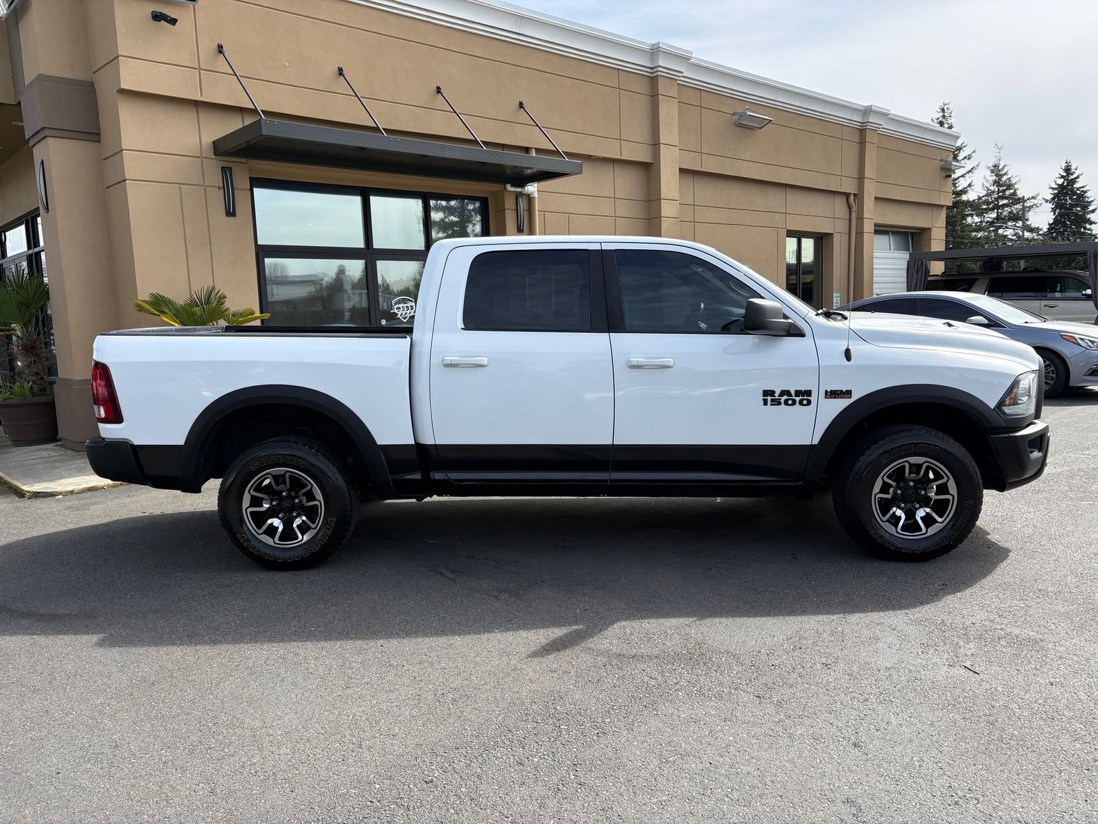 Used 2017 RAM 1500 Rebel AWD/4WD image 10