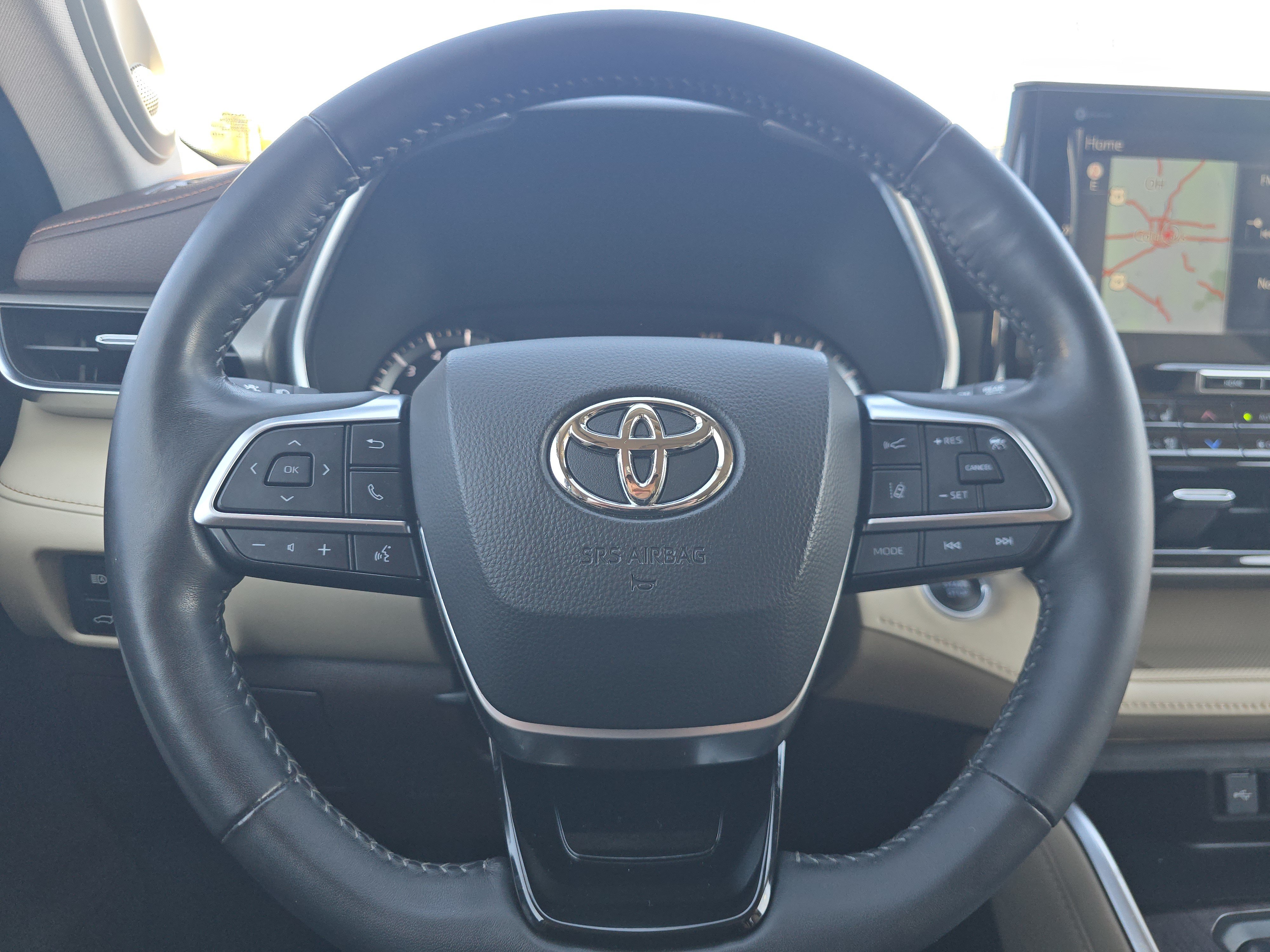 Used 2020 Toyota Highlander Limited AWD/4WD image 23