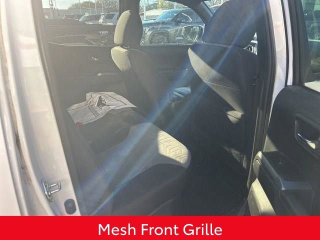 Used 2023 Toyota Tacoma TRD Off-Road w/ Technology Package image 15