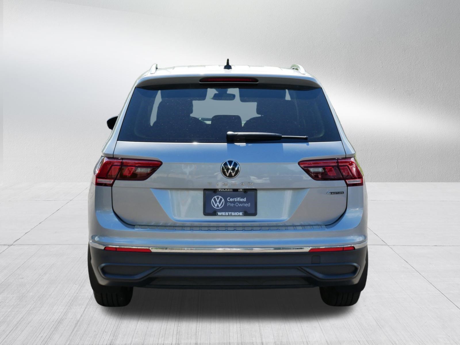 Certified 2024 Volkswagen Tiguan SE AWD/4WD image 6