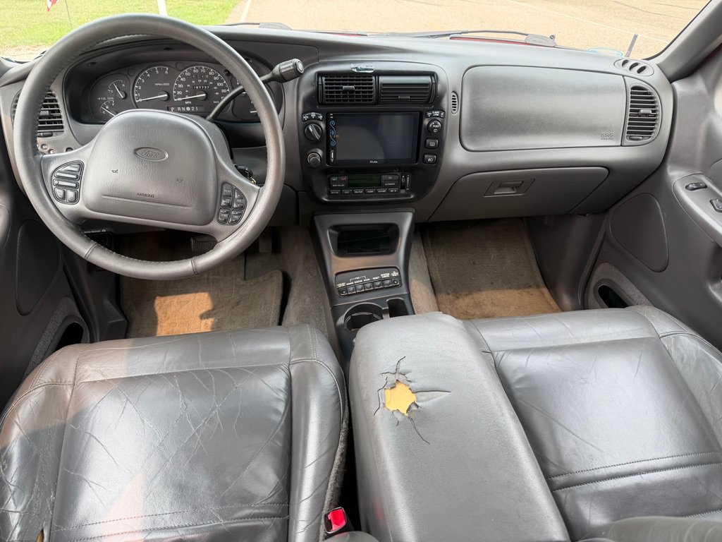 Used 2001 Ford Explorer Eddie Bauer AWD/4WD image 10
