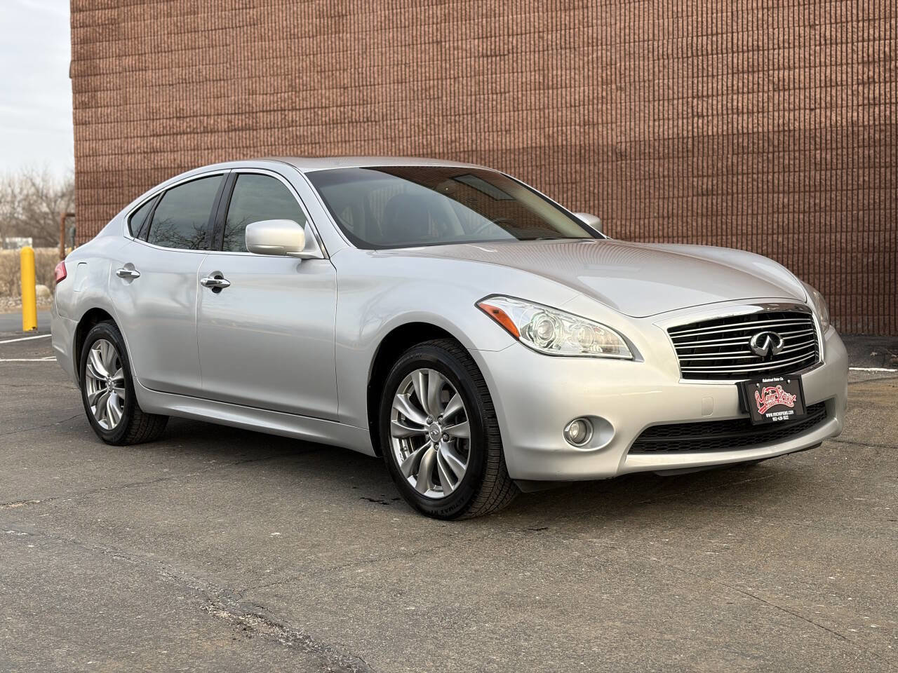 Used 2013 INFINITI M37 x w/ Premium Pkg image 1