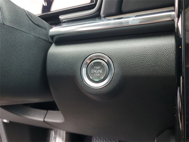 New 2026 GMC Terrain Denali w/ LPO, Floor Liner Package image 17