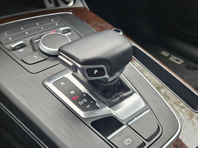 Used 2020 Audi Q5 2.0T Premium w/ Convenience Package AWD/4WD image 10