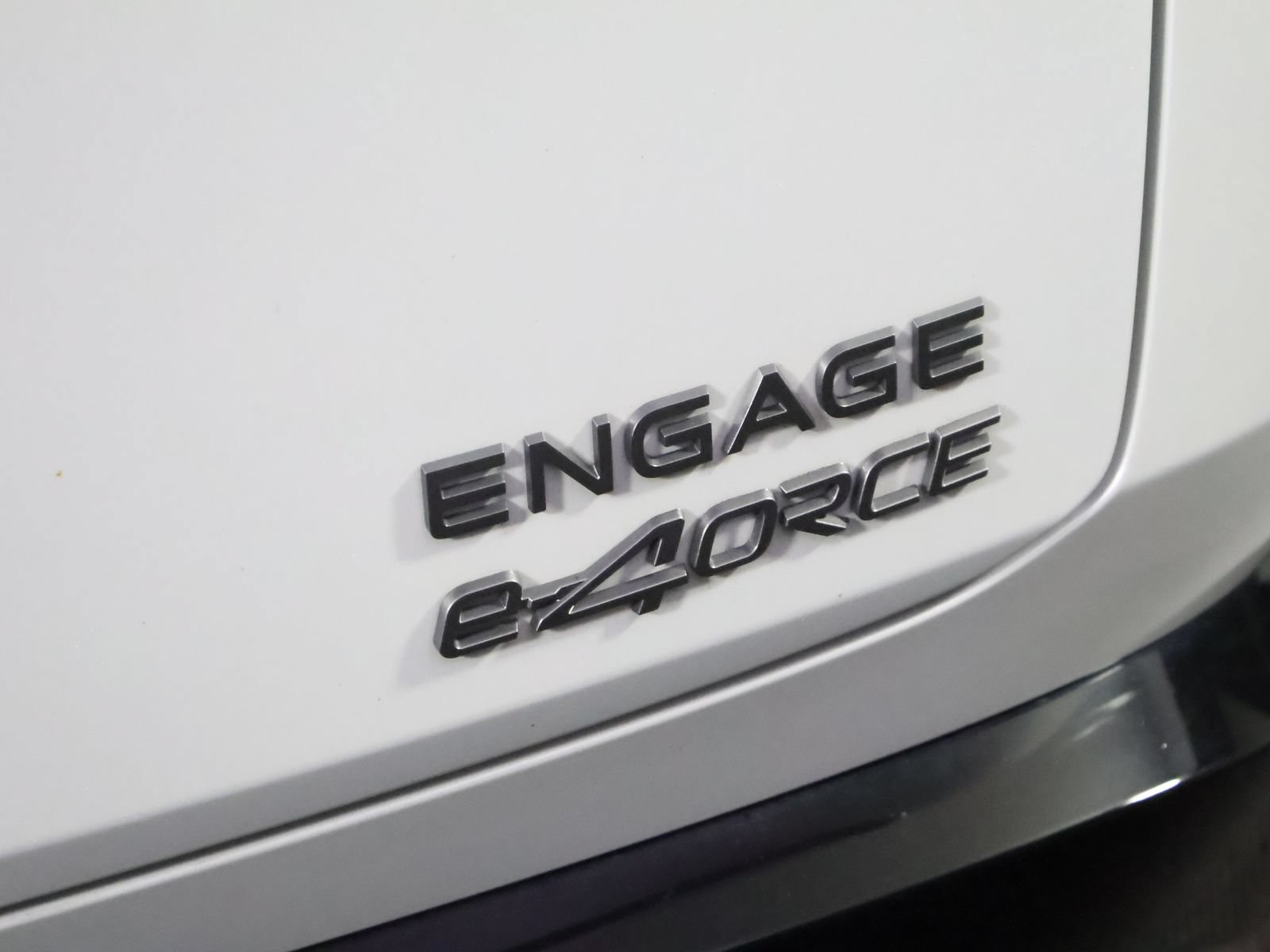 Used 2023 Nissan Ariya AWD image 10
