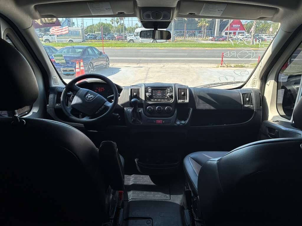 Used 2017 RAM ProMaster 2500 FWD image 11