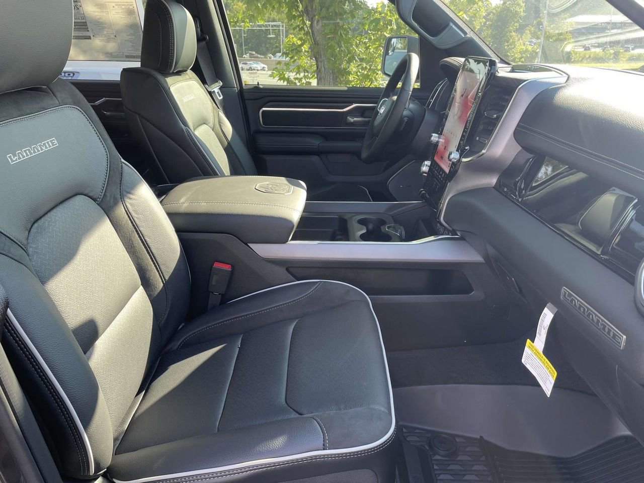New 2026 RAM 1500 Laramie w/ Night Edition image 31