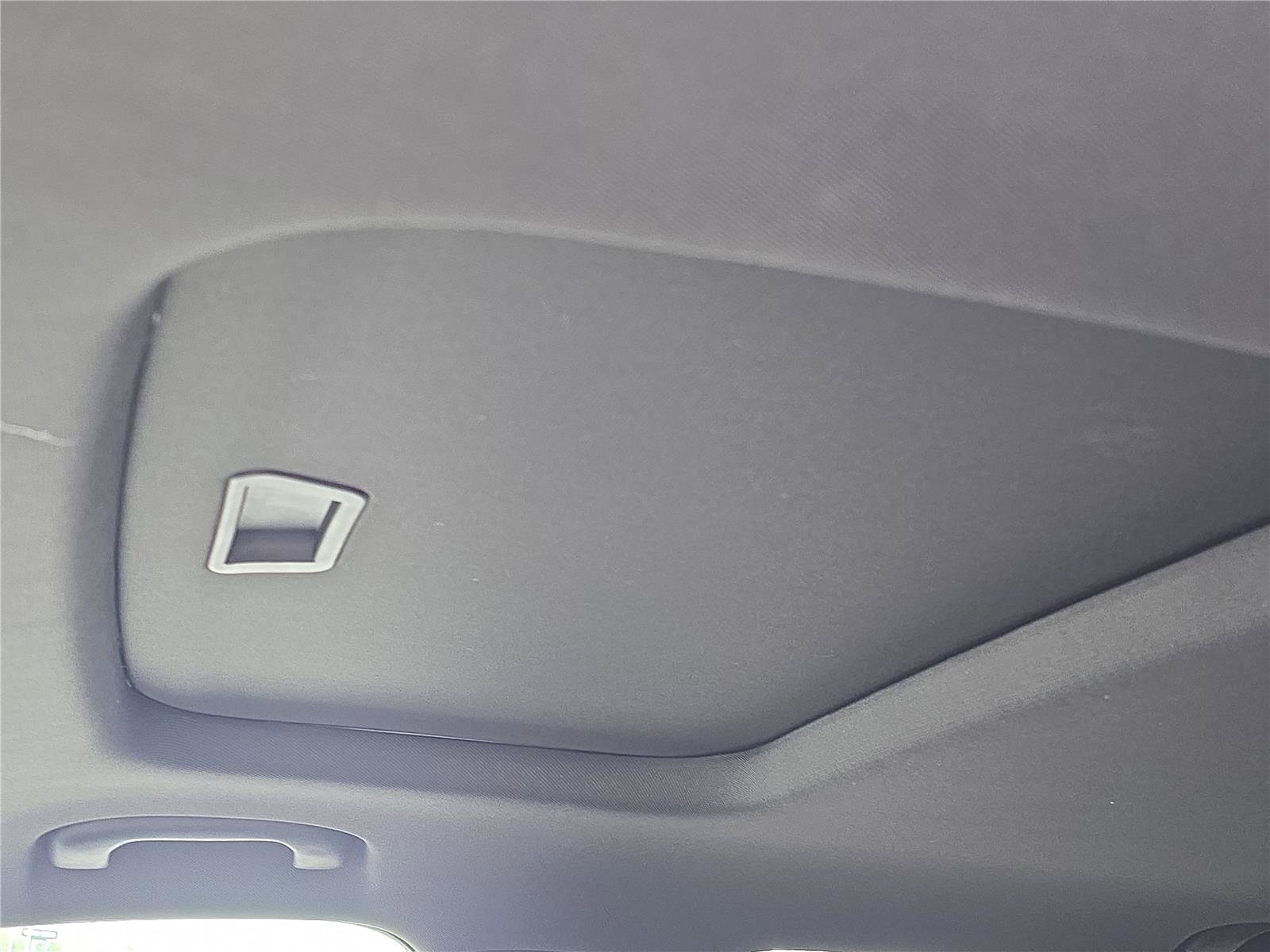 New 2026 Chevrolet Trax RS w/ Sunroof Package FWD image 16