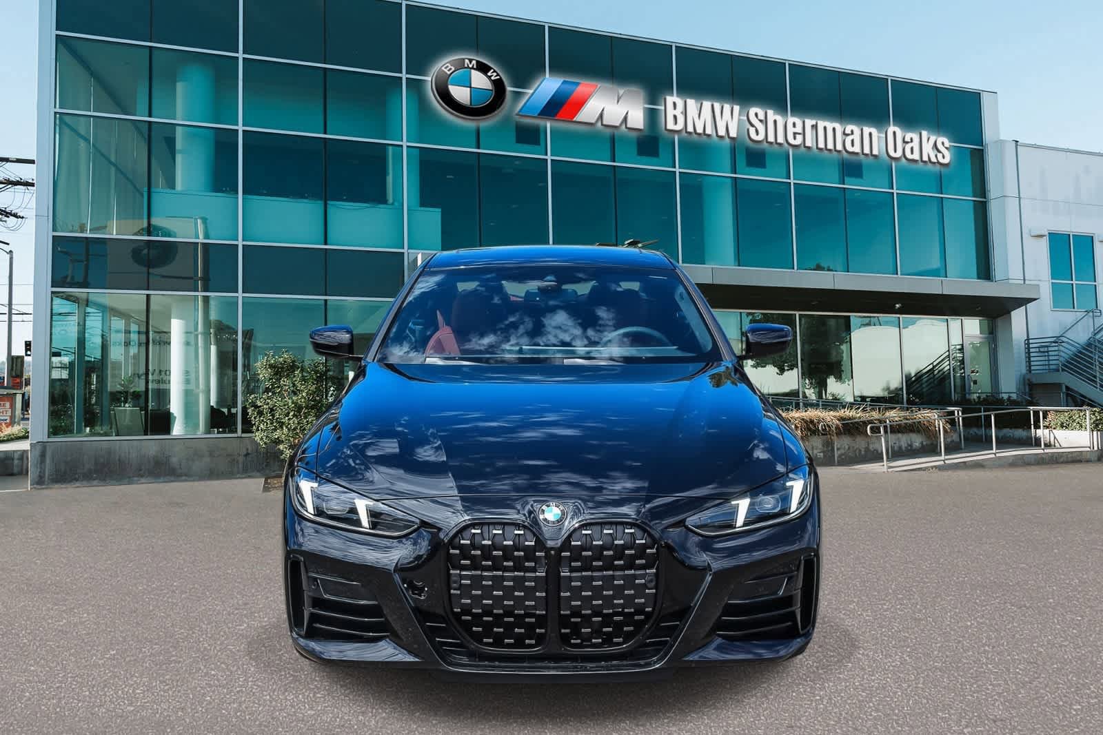 New 2026 BMW 430i Coupe w/ M Sport Package RWD image 2