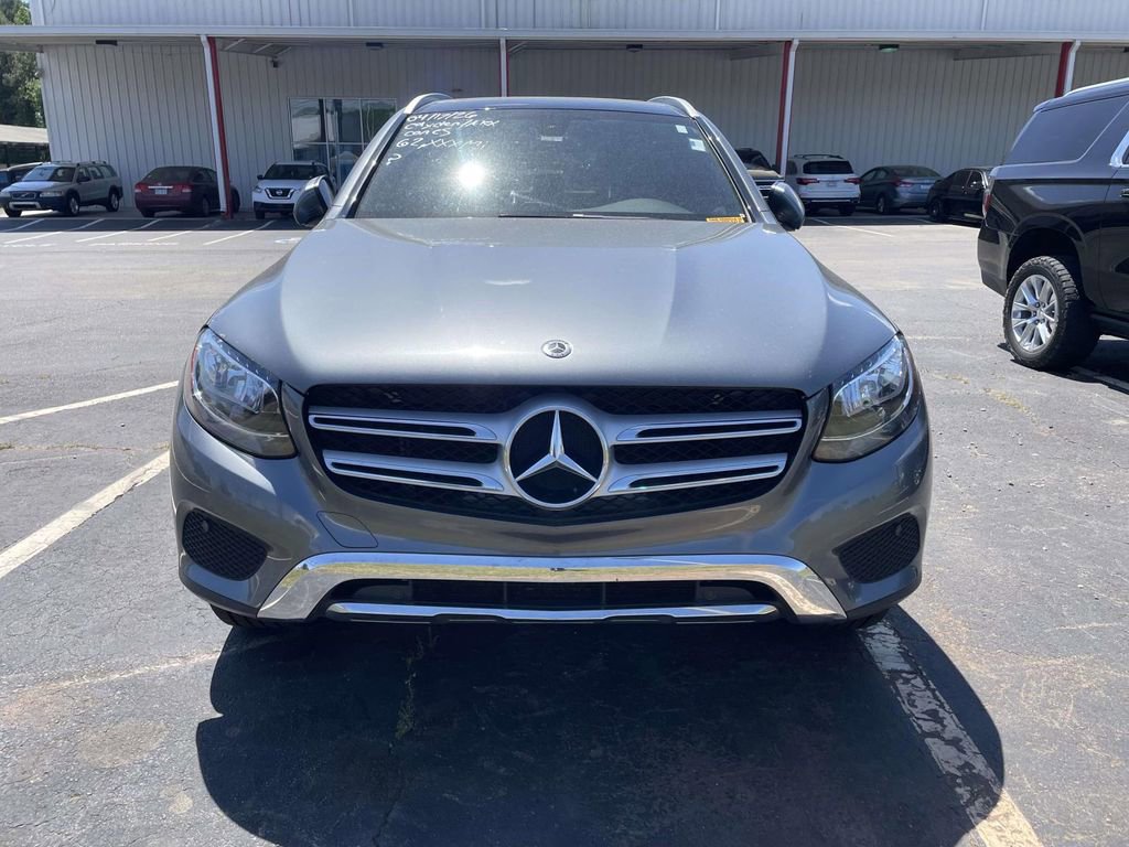 Used 2018 Mercedes-Benz GLC 300 image 2