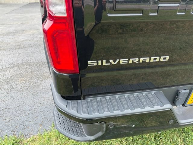 Used 2023 Chevrolet Silverado 1500 ZR2 AWD/4WD image 5