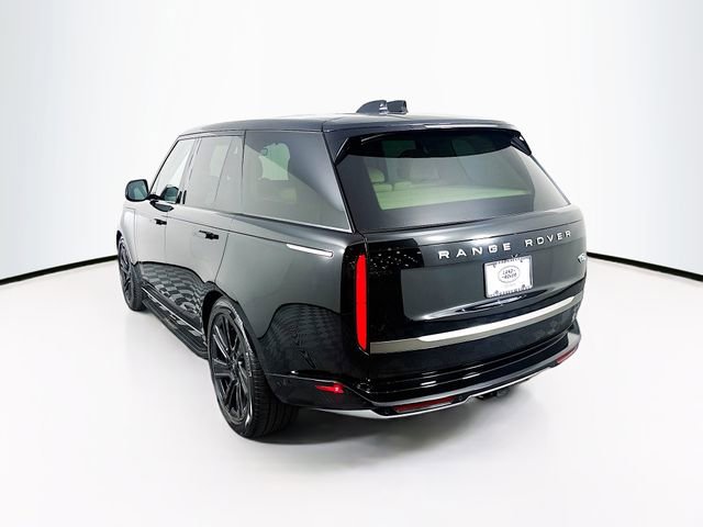 Used 2023 Land Rover Range Rover SE image 7