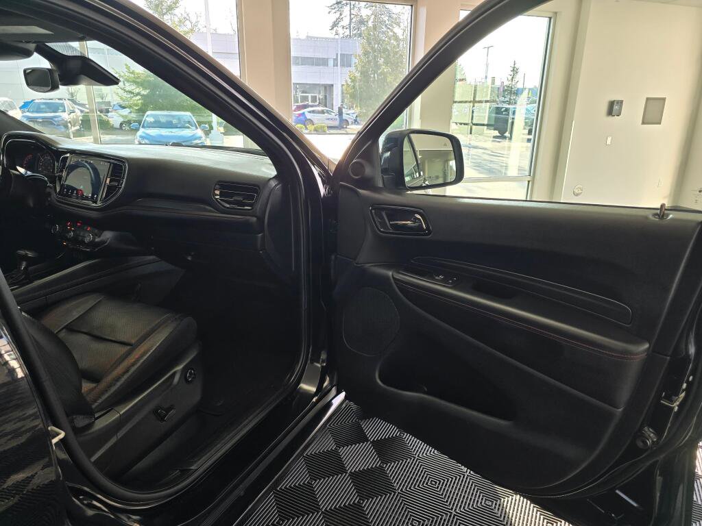 Used 2024 Dodge Durango GT image 46