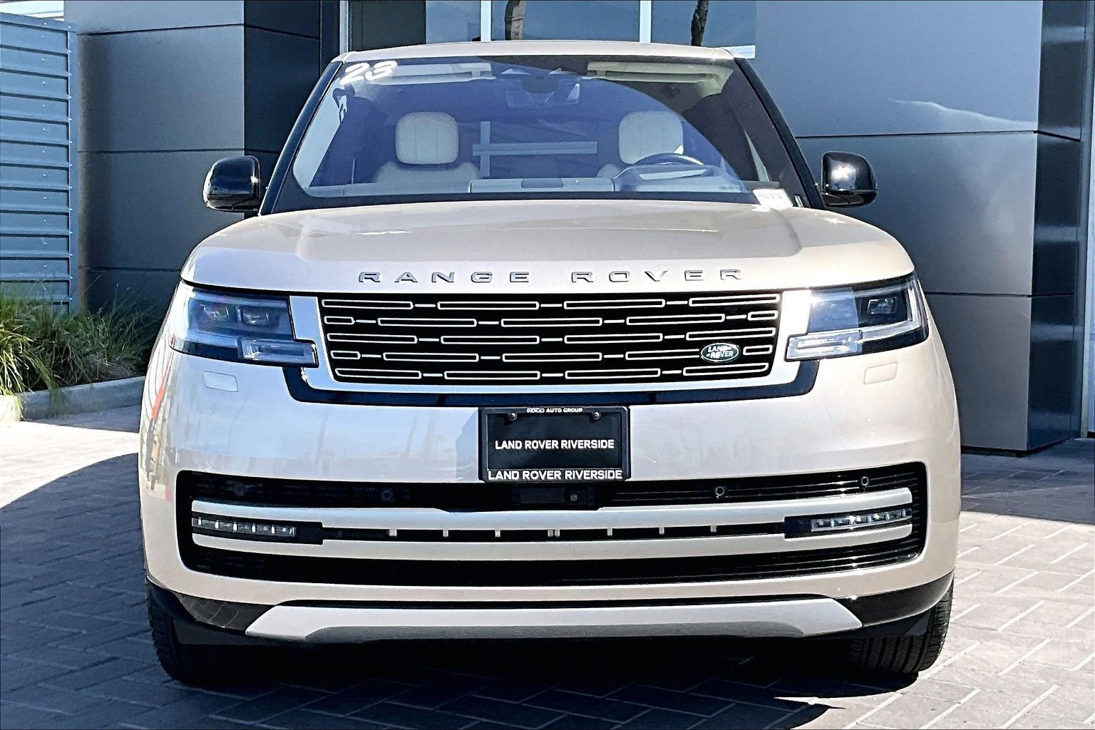 Certified 2023 Land Rover Range Rover SE AWD/4WD image 2