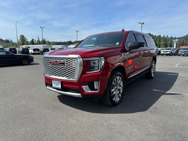 Used 2022 GMC Yukon XL Denali AWD/4WD image 6