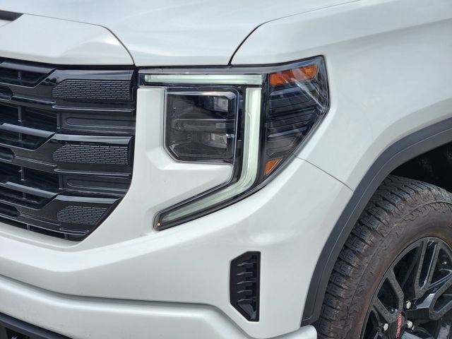 Used 2025 GMC Sierra 1500 Elevation w/ X31 Off-Road Package AWD/4WD image 6