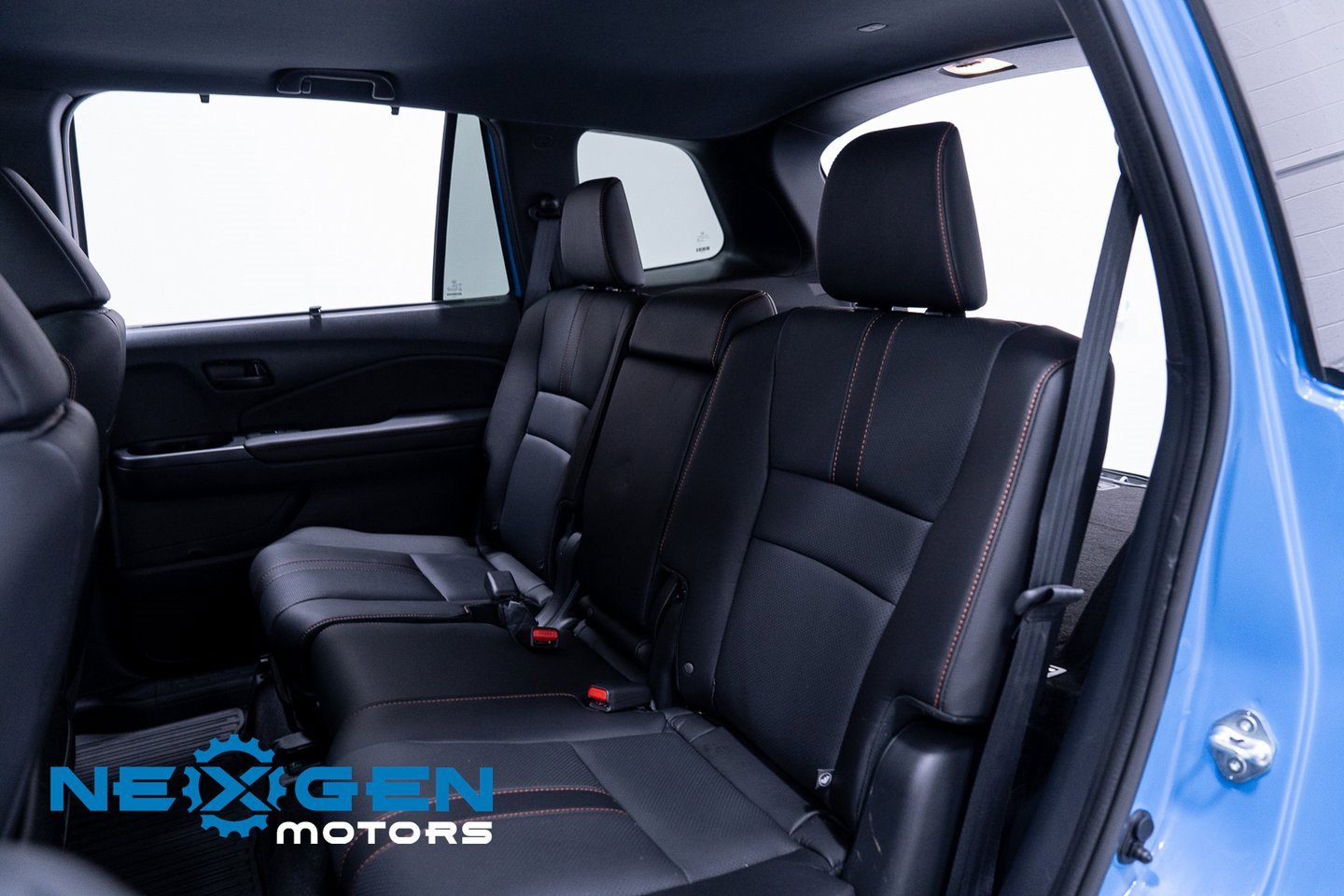 Used 2025 Honda Passport TrailSport image 38