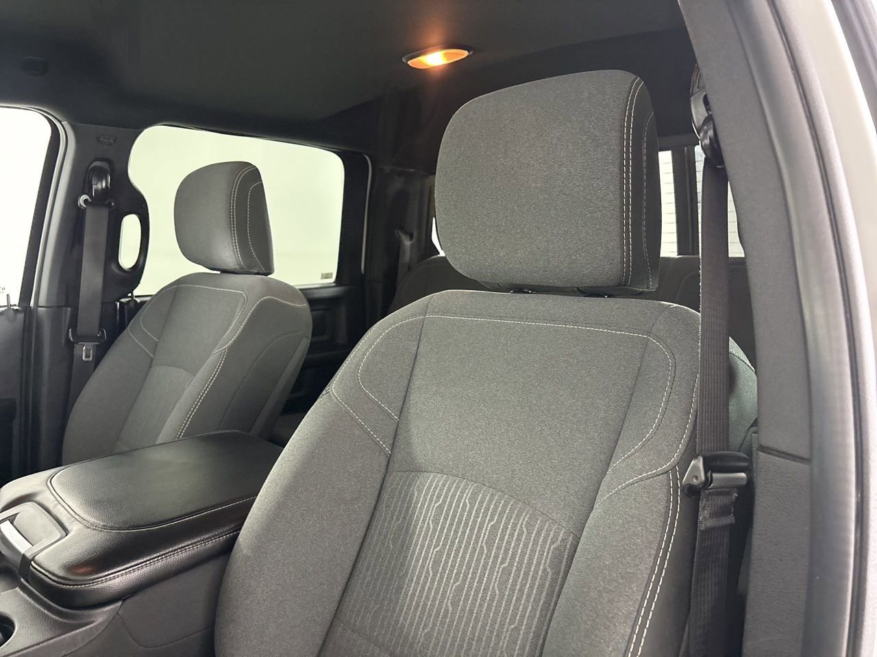 Used 2024 RAM 2500 Tradesman w/ Chrome Appearance Group image 8