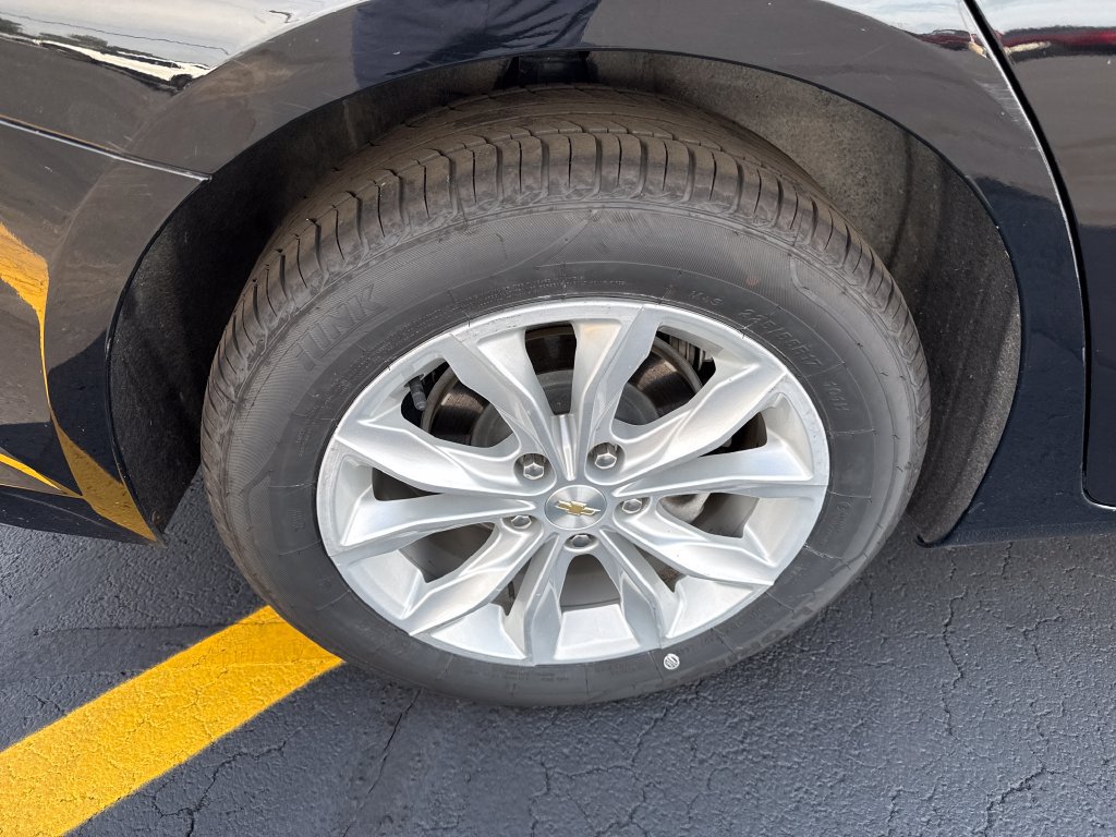 Used 2024 Chevrolet Malibu LT FWD image 22