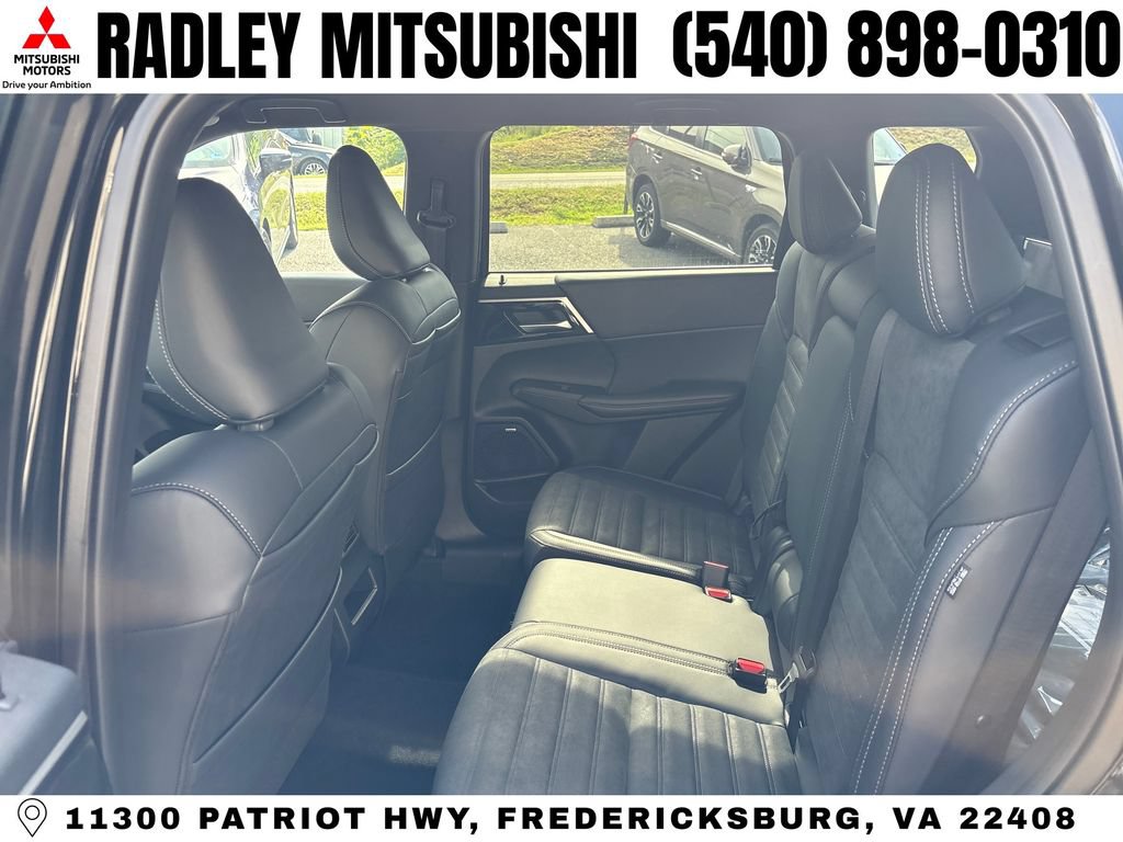 New 2026 Mitsubishi Outlander LE AWD/4WD image 12