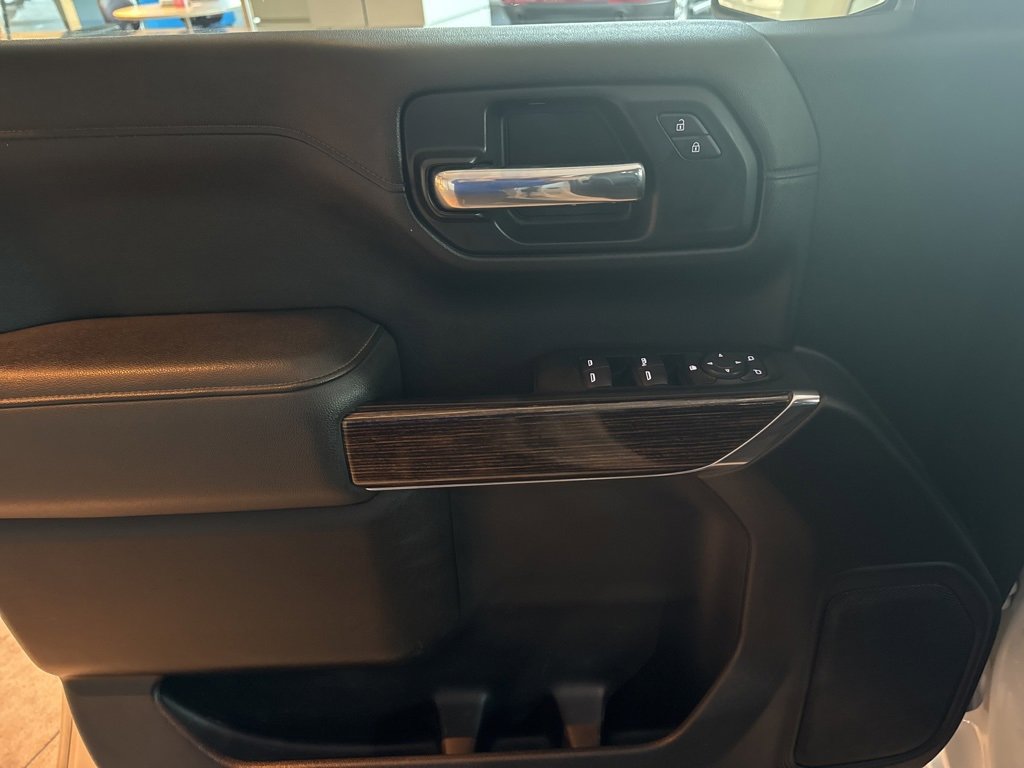 Used 2021 GMC Sierra 1500 SLE image 11