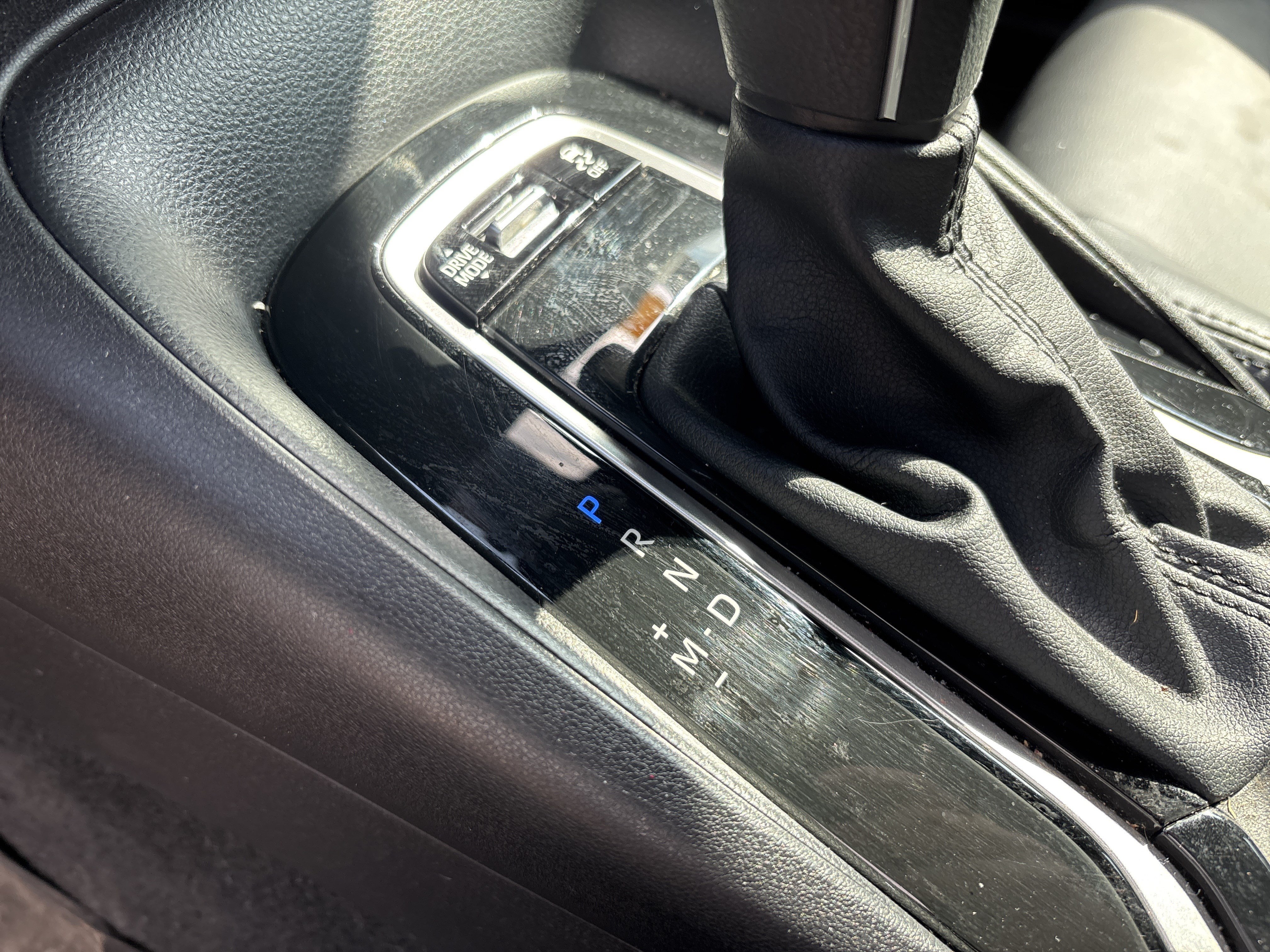 Used 2025 Toyota Corolla XSE FWD image 23