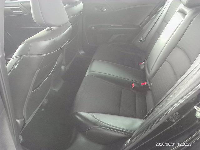 Used 2017 Honda Accord Sport image 5