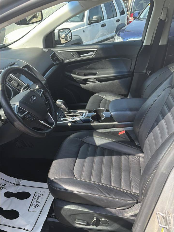 Used 2016 Ford Edge SEL w/ Equipment Group 201A AWD/4WD image 11