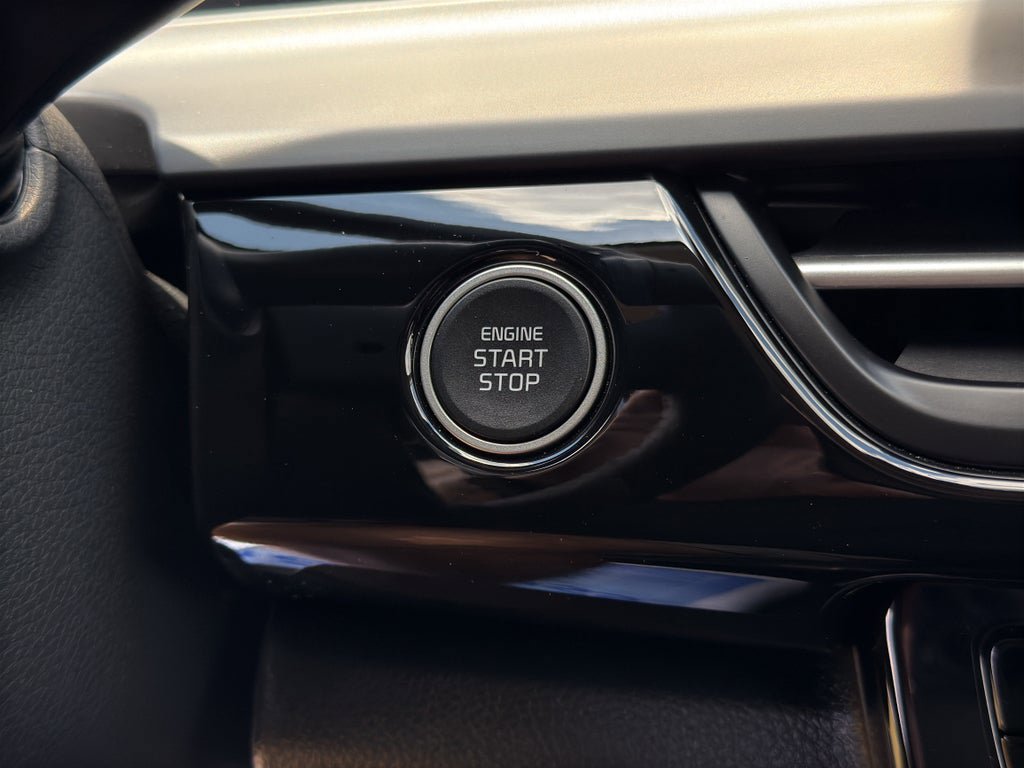 New 2026 Kia Seltos S FWD image 16