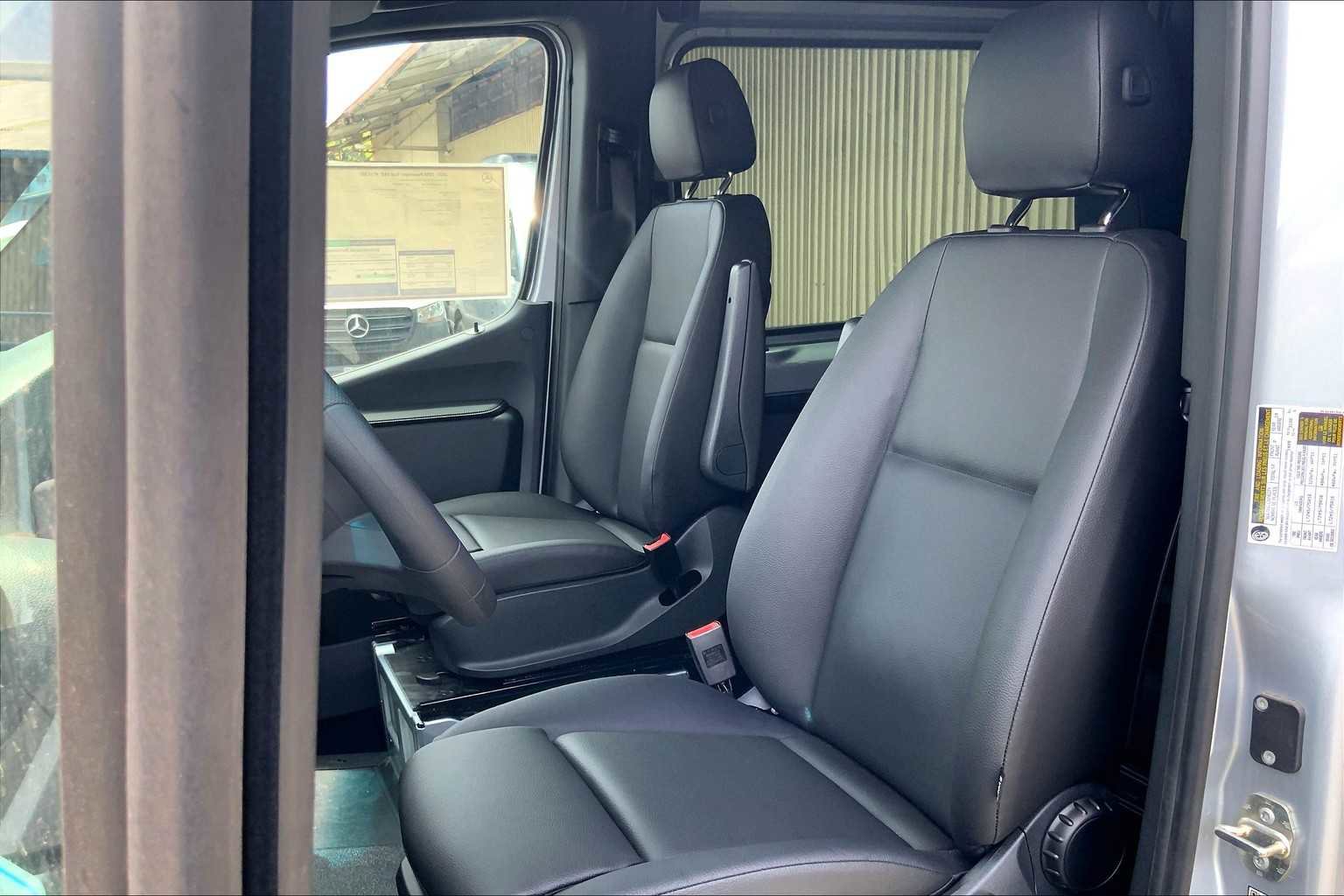 New 2025 Mercedes-Benz Sprinter 2500 image 19