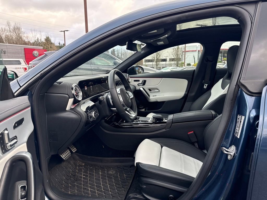 Used 2022 Mercedes-Benz CLA 35 AMG CLA 35 AMGᆴ image 16