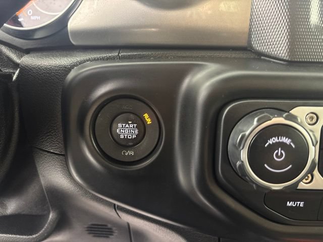 Used 2021 Jeep Wrangler Unlimited Sahara w/ LED Lighting Group AWD/4WD image 7