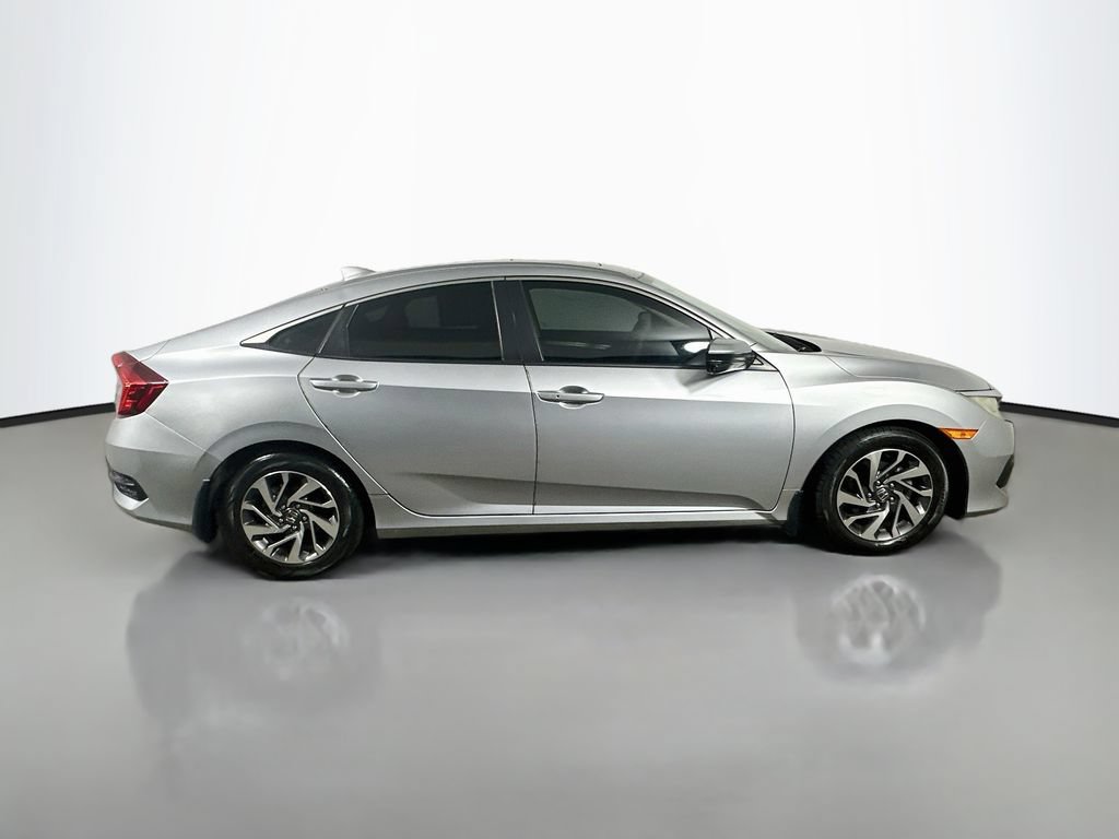 Used 2018 Honda Civic EX image 7