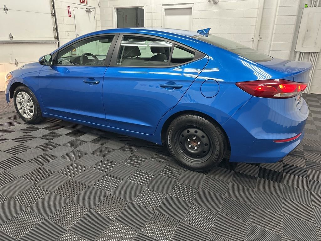 Used 2017 Hyundai Elantra SE image 7