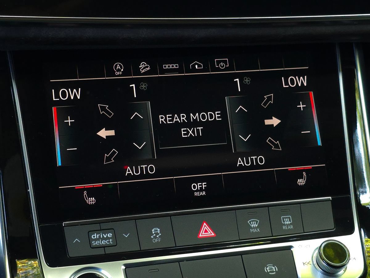 Used 2023 Audi Q7 2.0T Premium Plus w/ Premium Plus Package AWD/4WD image 35