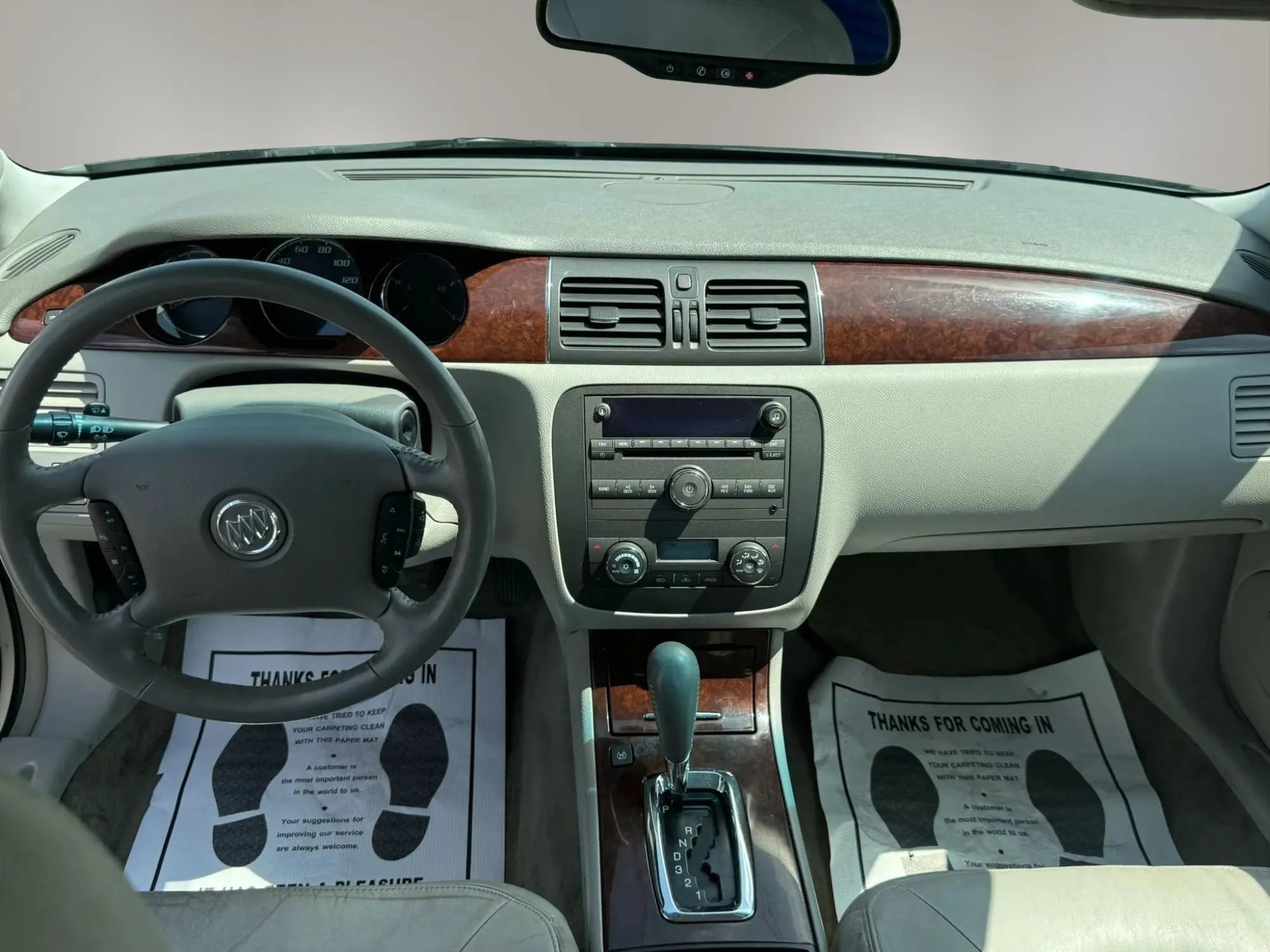 Used 2011 Buick Lucerne CXL FWD image 11