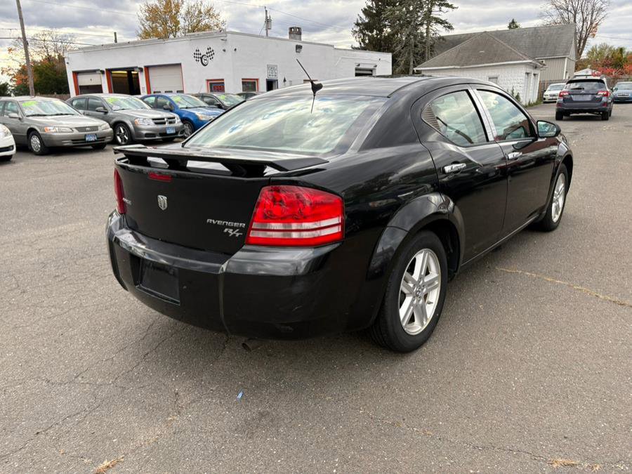 Used 2010 Dodge Avenger R/T image 4